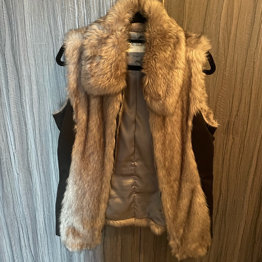 Faux fur grey vest